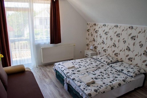 Napsugár Vendégház - 2 + 1 ágyas szoba