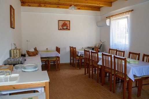 Napsugár Vendégház - Konyha és reggeliző