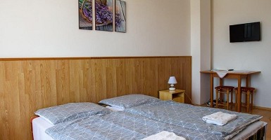 Napsugár Guesthouse Price List